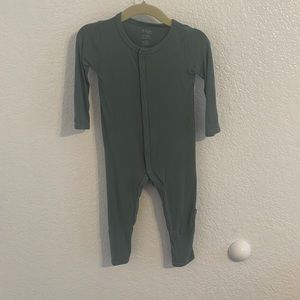 Kyte Baby Snap Romper Holiday Green 6-12 months